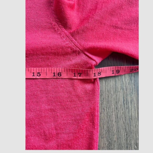 Joe Fresh 100% Merino Wool Crewneck Sweater Size S Coral Red Lightweight Knit - Picture 4 of 8